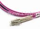 LC UPC à PVC de fibre optique OM4 50 à plusieurs modes de fonctionnement/125 du duplex 2.0mm de corde de correction de Sc UPC
