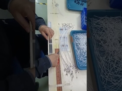 Connecteurs beiges optiques duplex de couleur LC de bouclage de fibre avec l'agrafe