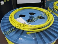 Uni Boot Fiber Pigtails cordons de patch pour les équipements de télécommunications / réseaux locaux