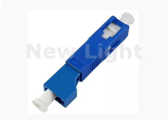 acheter Adaptateur optique en fibre optique SC-LC à mode unique avec flange carrée tournante et faible perte d'insertion online manufacture