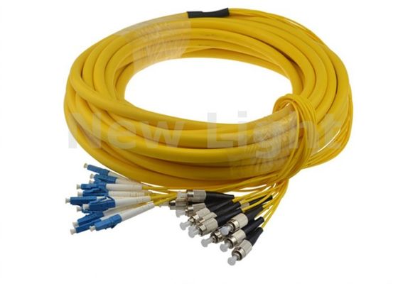 acheter Cordon de raccordement à fibre optique monomode intérieur à 12 fibres avec connecteurs LC FC et bonne durabilité pour les applications FTTH online manufacture