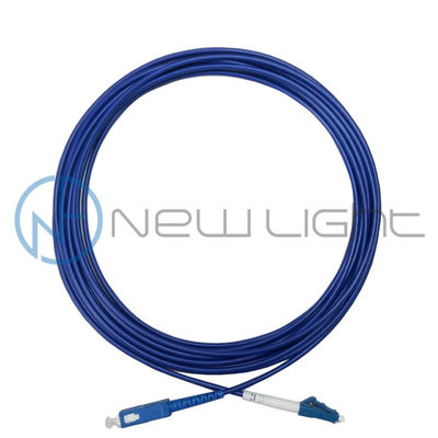 acheter Cordon de brassage fibre optique blindé SC APC vers LC anti-rat en métal et acier avec cœur G652D online manufacture