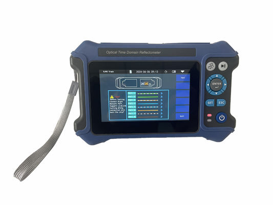 Outils en fibre optique avec distance de test de 5m-80KM Plissés en acier à haute teneur en carbone et source lumineuse LD pour des tests précis