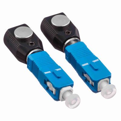 Adaptateur en fibre optique UPC SC en métal noir pour fibre nue avec une durabilité > 1000 fois