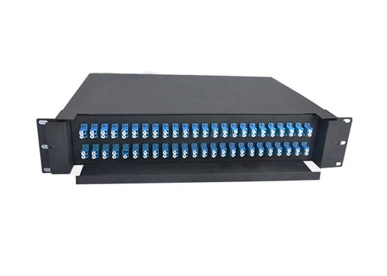 Panneau de brassage fibre optique 1U montable en rack avec épissure 12 cœurs SC/FC/ST/LC pour réseaux FTTH