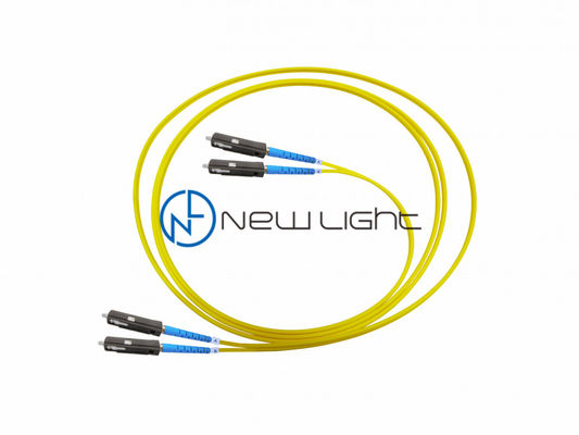 Connecteur MU duplex de 1,25 mm Mini G657A1 LSZH Jacket Cordon de patch à fibre optique