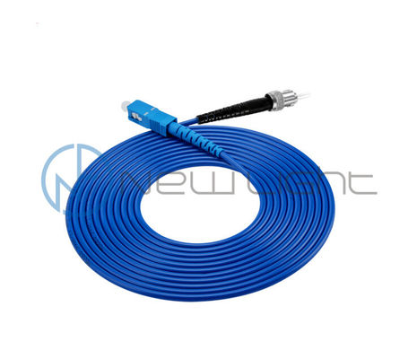 Cordon de brassage fibre optique blindé intérieur 3,0 mm ST SC LC avec protection anti-morsure de rat